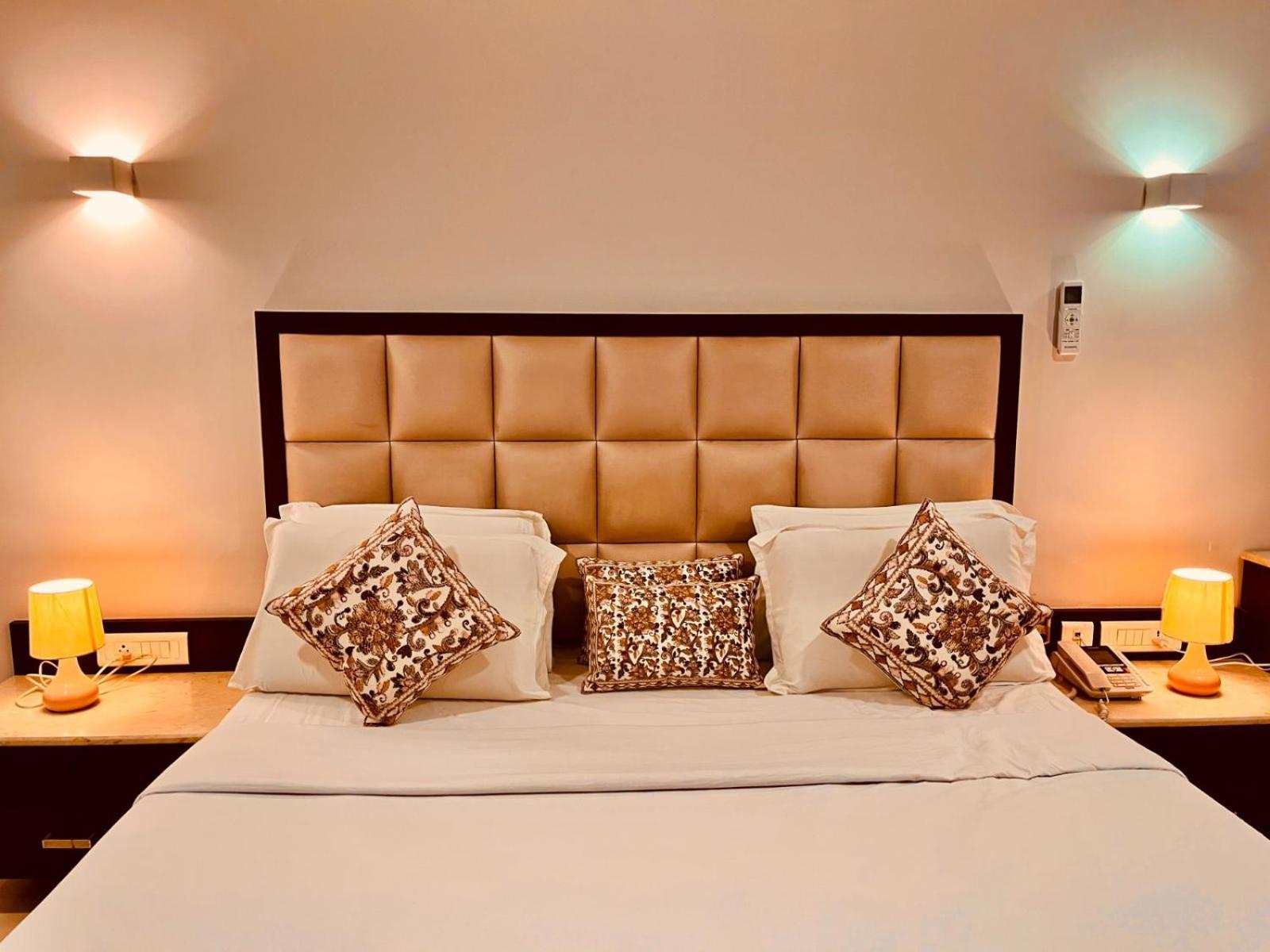 Hotel Bhoomivilas Agra  Eksteriør bilde